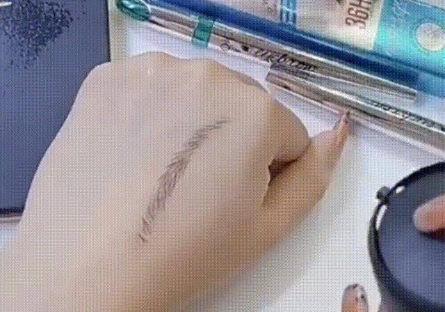 画眉为何不建议女人纹眉，揭露“纹眉行业”内幕，庆幸自己没跟风
