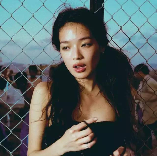 柏芝那些十米外就能美到闪耀的女明星究竟是哪里长对了?