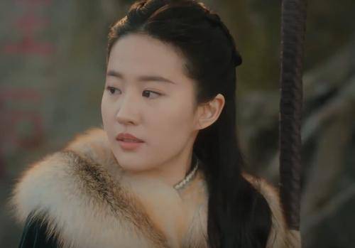 南烟斋笔录|刘亦菲新剧运气真“好”,积压4年热度不减反增,几位配角全火了