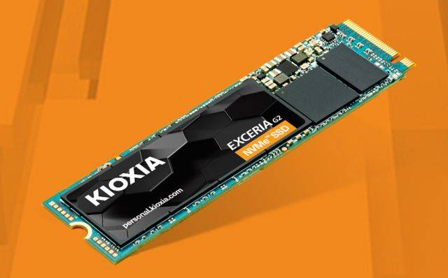 ホワイト系2021年春の ADATA Premier SSD NVMe M.2 PCIe 4.0 2TB PC周辺機器  PC/タブレットホワイト系￥19,250-laeknavaktin.is