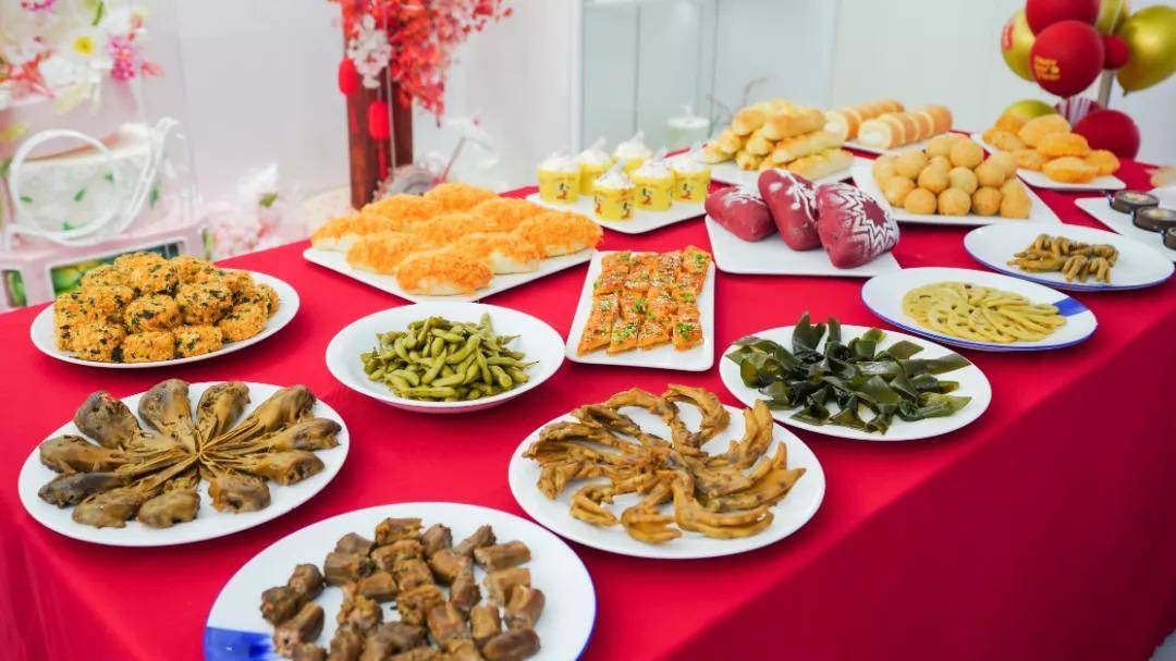 原创深圳新东方横岗校区美食品鉴会落下帷幕