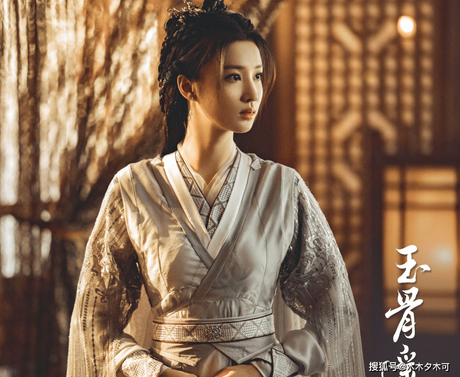 完肖|杨洋新剧被曝三月开机，女主神似刘亦菲，刚合作完肖战