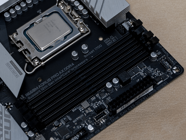 不负雕牌之名技嘉雪雕b660maorusproaxddr4雪雕主板测评