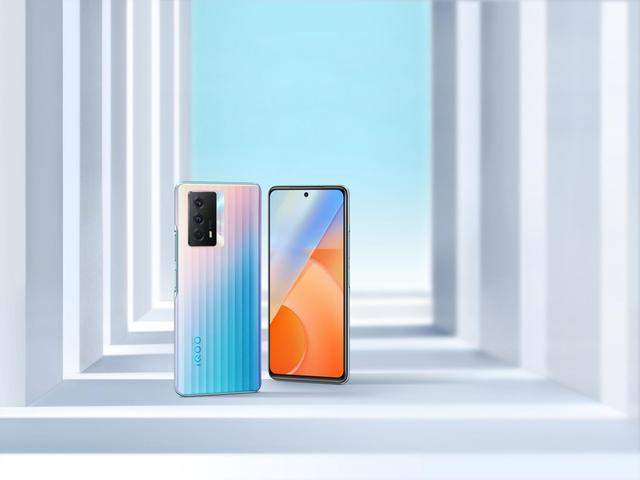 手机排行前5_中国智能手机排名洗牌:华为跌出前五,小米第四,第一名意料之中