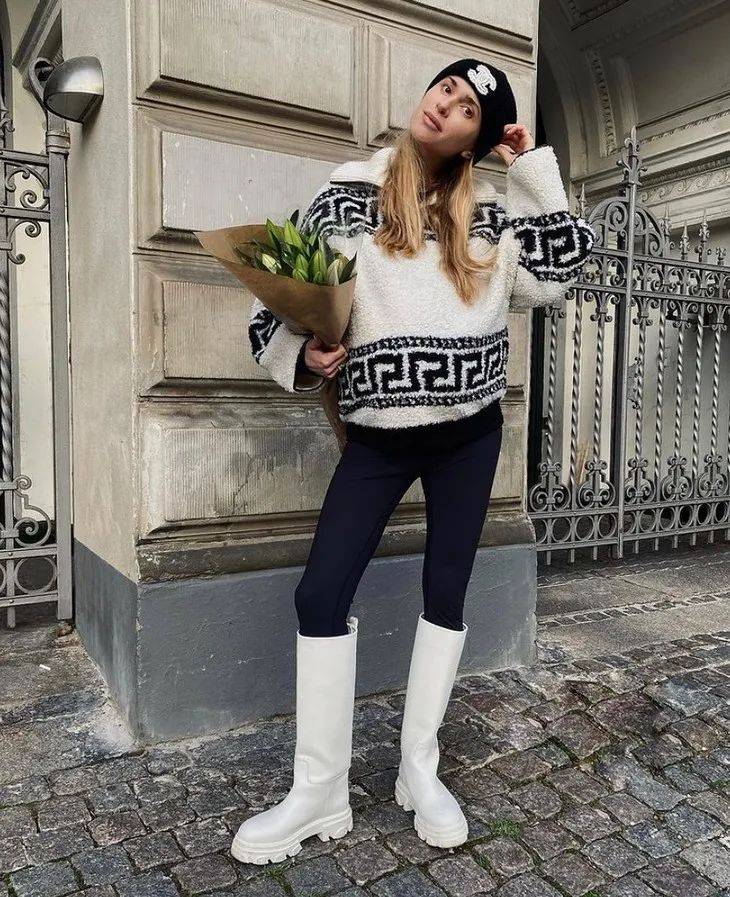 大嫂 下周穿什么 | 大嫂实力演绎，露腿的冬季穿搭都是耍流氓