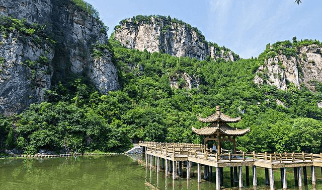 山东好玩的景点排行榜_济南一奇特景区,名字搞笑感觉毫无意义,依山傍水景色宜人