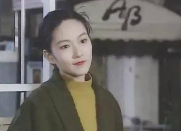 角色她才是最美林黛玉！演同角色不输张曼玉，如今脸却僵成了木偶人