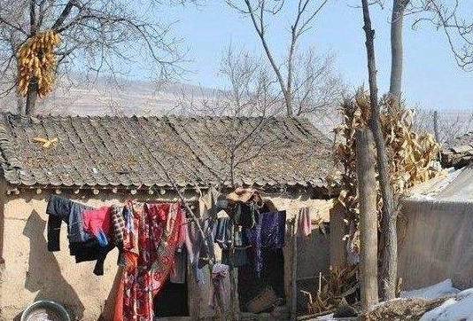 家境贫寒亲妈抛下俺走了,父亲抬不起头,公婆的做法,俺仰面泪目_杨兰