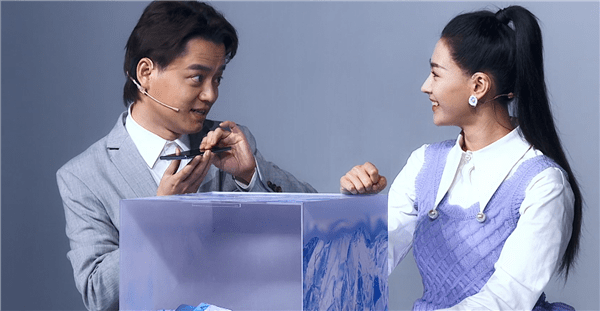 上市|荣耀60 SE新品上市直播 丁笑滢与张嘉豪直播间精彩互动助力新品