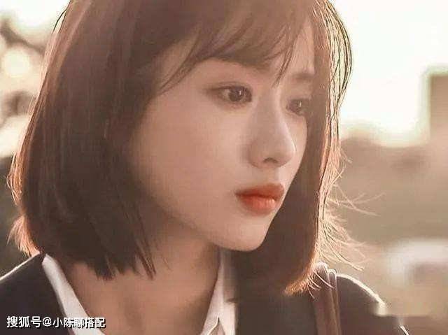 对比看了安吉丽娜朱莉，才知道涂口红也有讲究，来看看你适合哪种唇妆