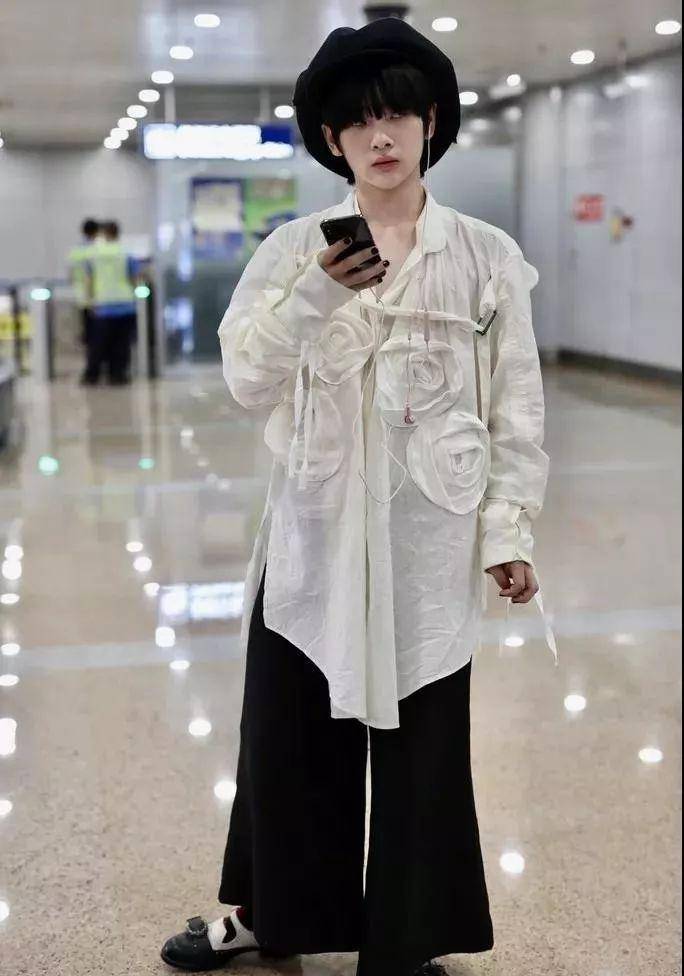 中性 他们怎么都开始“姨化”了?!