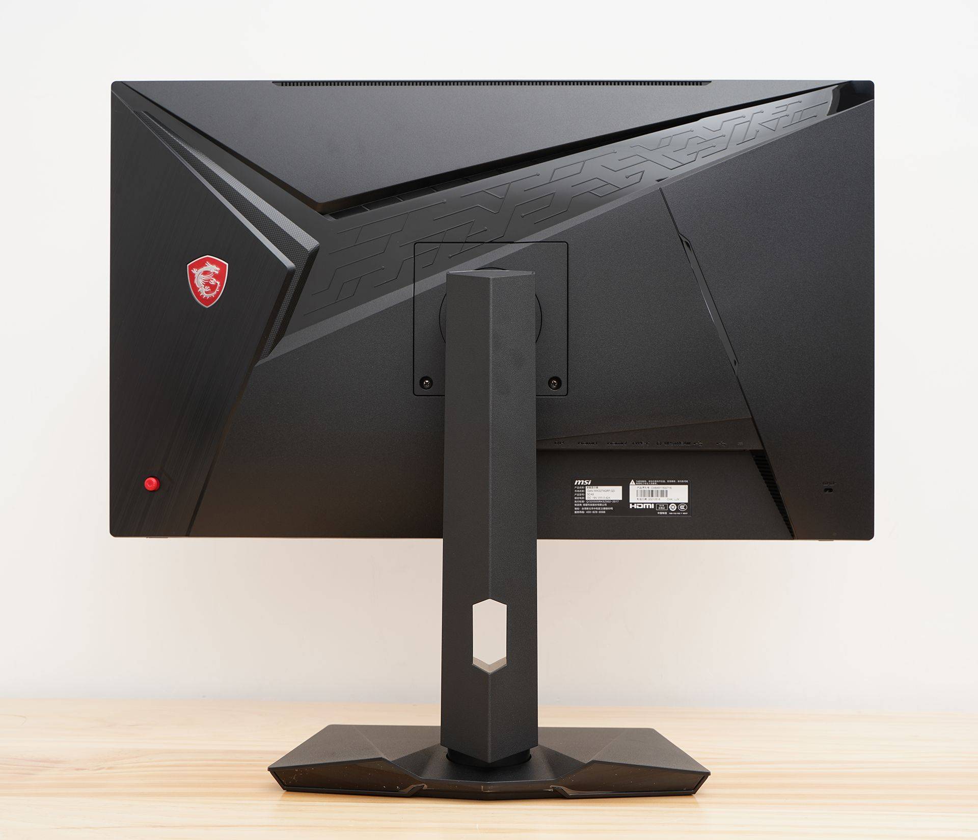 妥妥的游戏外挂 微星MAG274QRF-QD电竞显示器开箱体验