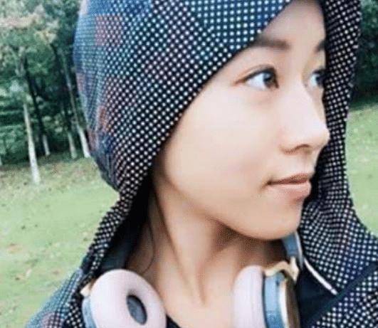 因为吉克隽逸黑是扮的？卸妆素颜曝光