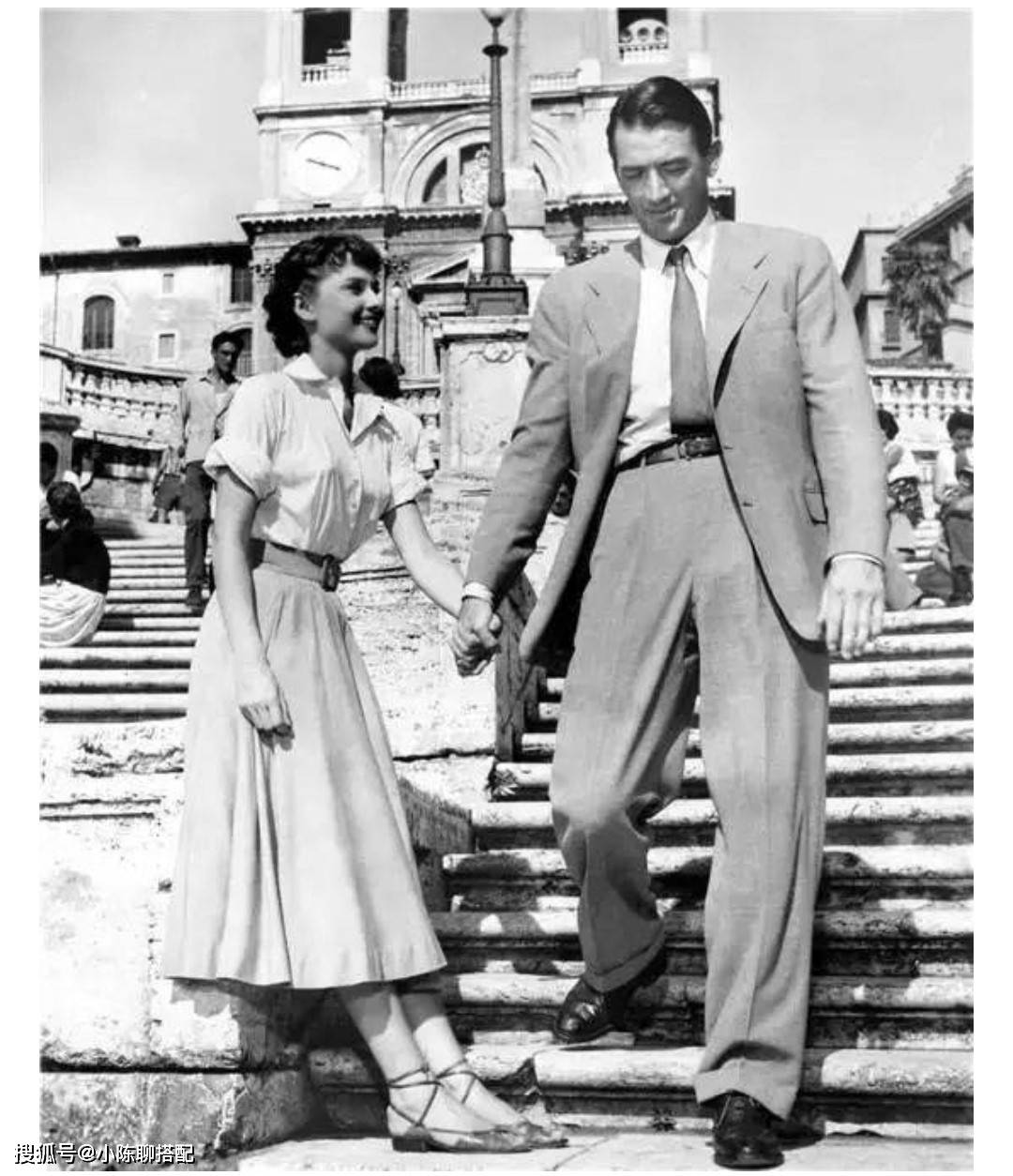 设计 春季建议少穿阔腿裤,显瘦又百搭的“迷笛裙”让你美得更优雅