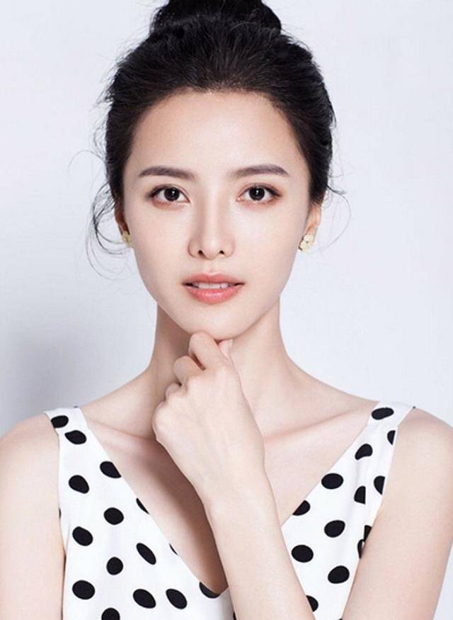 脸部拥有这3种“完美鼻”女人，颜值不输明星，整容都达不到这效果