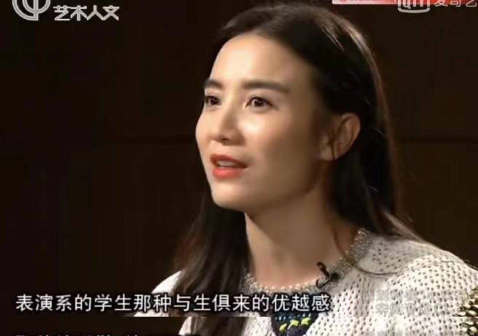 往事|“性情女人”宋佳：游移于两个已婚男之间，却谁都没选，41岁未婚！