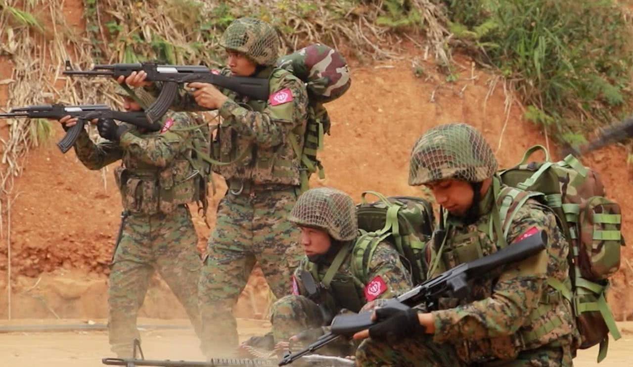 果敢人民在果敢独立党的影响下成立了属于果敢的人民大会,在2014年5月