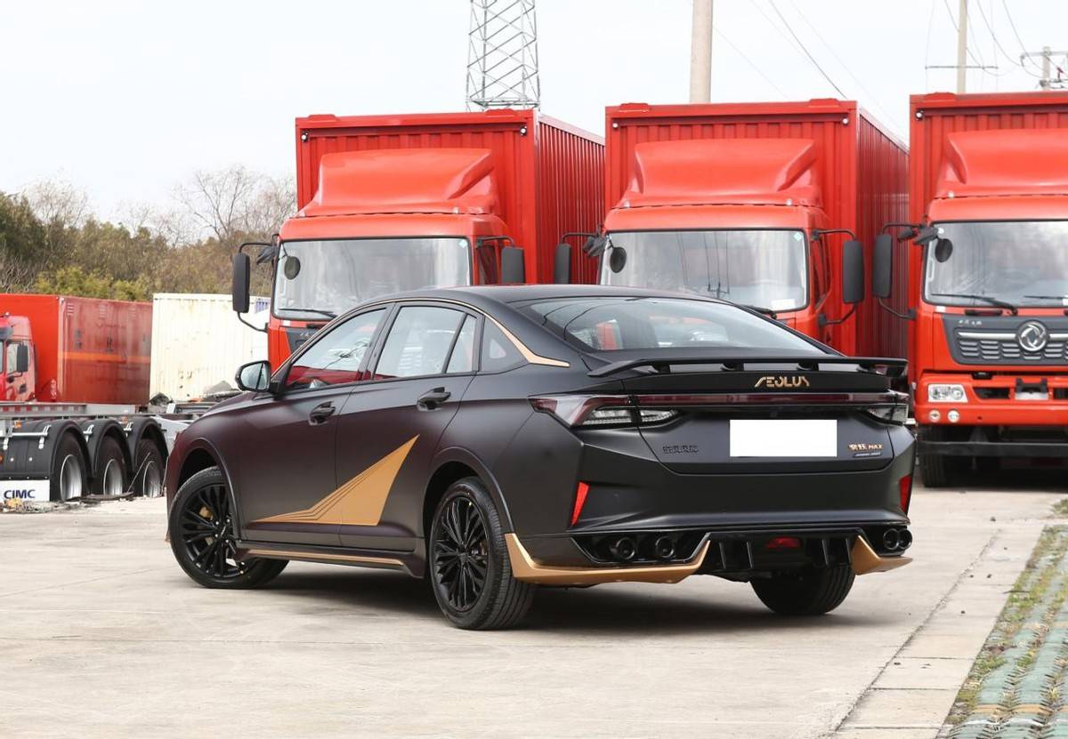 东风风神奕炫max15t暗夜锋芒版上市售价1179万元你怎么看