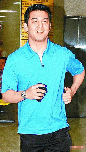 原创富豪孙志浩辜负了前妻却把现任妻子宠成宝贾静雯差在哪里