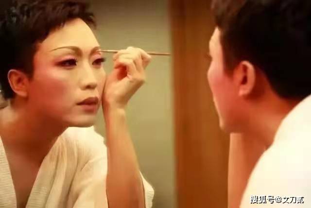 什么|李玉刚：一个妖艳而当红的男歌手在这世上可能遭遇什么