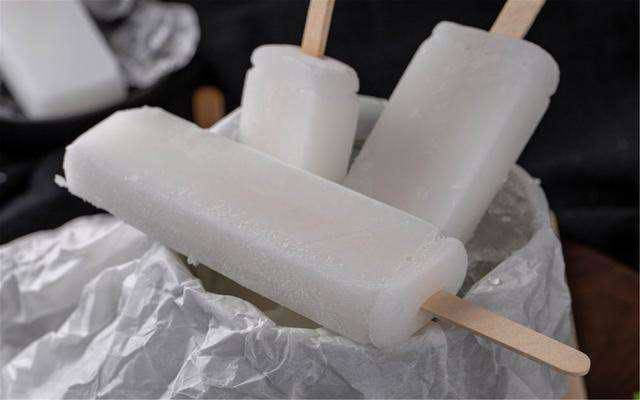 因为|童年零食去哪儿了