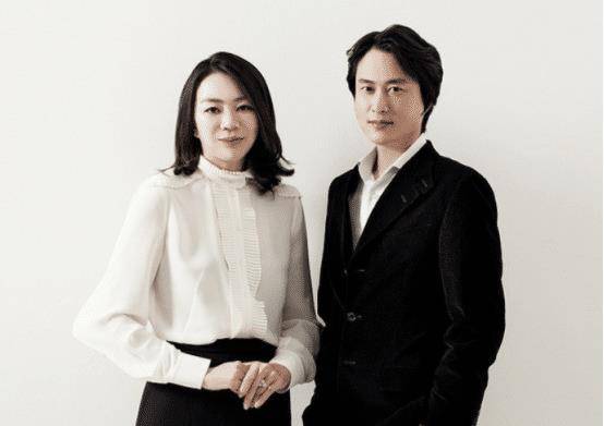 原创恶魔千金赵显娥虐待佣人家暴丈夫因一袋坚果让飞机返航