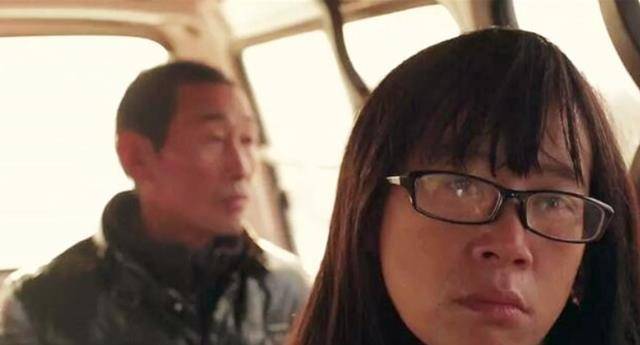从“脑瘫诗人”到被人唾弃,余秀华直言:我错就错在只是底层农妇!