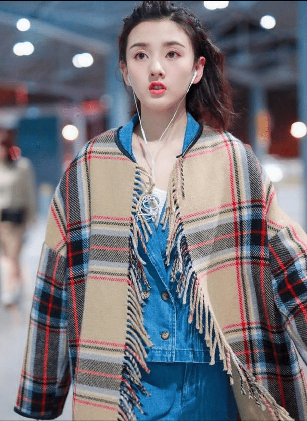 盛装 《盛装》来袭,宋佳演绎“时尚女魔头”,宋祖儿开启时尚打怪之旅