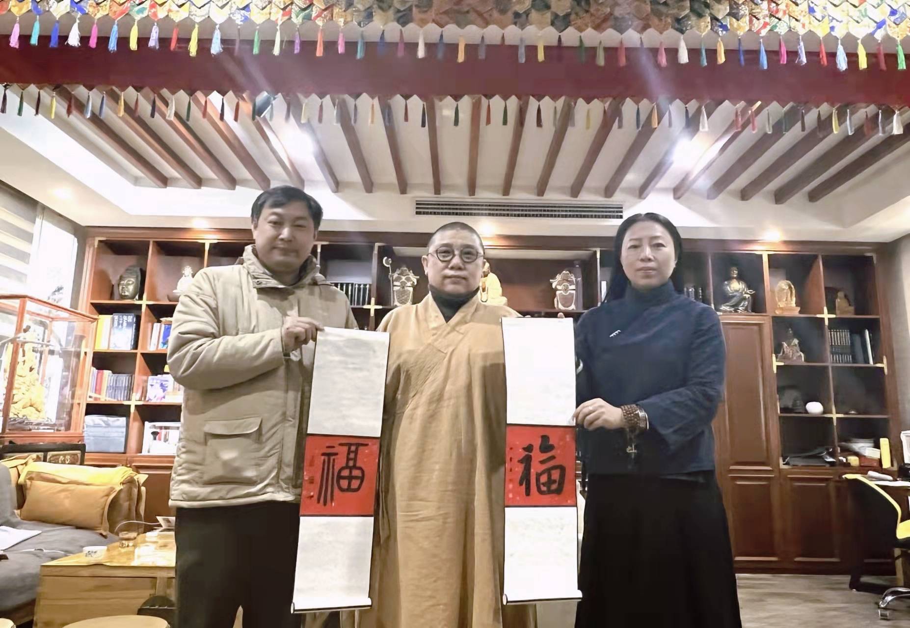 来到位于江西省宜春市上高县的九峰禅寺,拜会了九峰禅寺主持悟檀法师