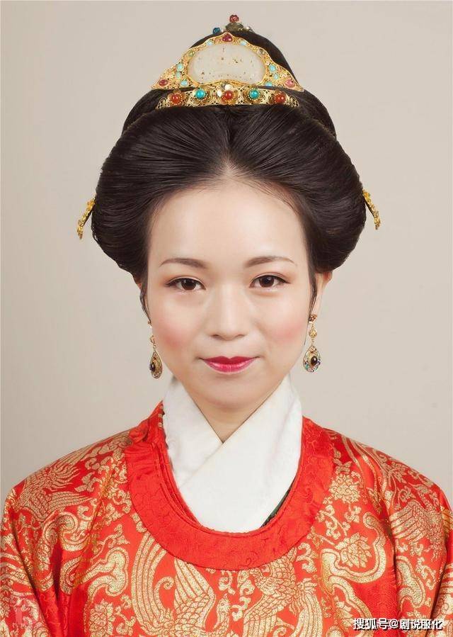 明朝未婚女子发型图片图片