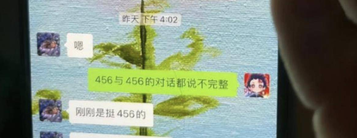 电影|路演现场粉丝呐喊支持，孟美岐转身掩面哭泣，随后网友诚挚发问