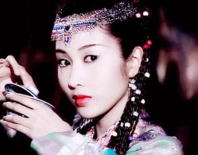 女神以前的古装造型有多美，白飞飞的廉价发饰，都能美得惊心动魄！