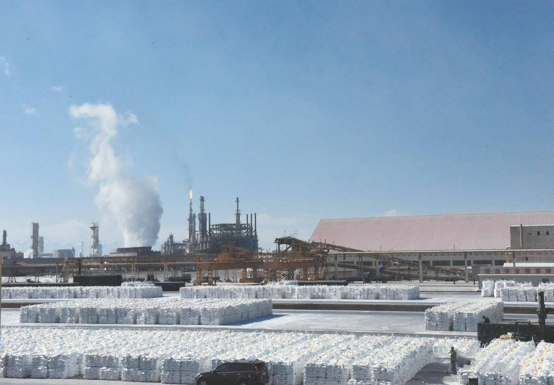 加强各种运输功能和提高运输效率,解决好配送难题,让罗布泊的钾肥成功