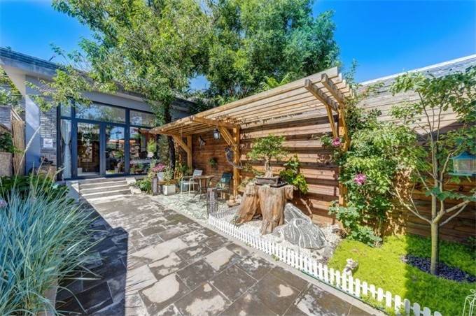 北京门头沟潭柘寺范尼客栈明代古村扩建的中式合院民宿典范