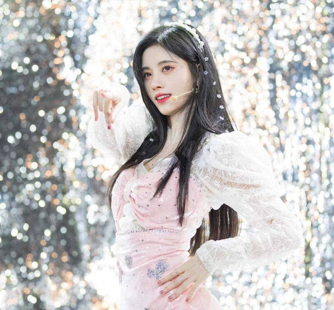 后遗症女明星为了变美，乱整鼻子留下的后遗症，至今悔恨终身