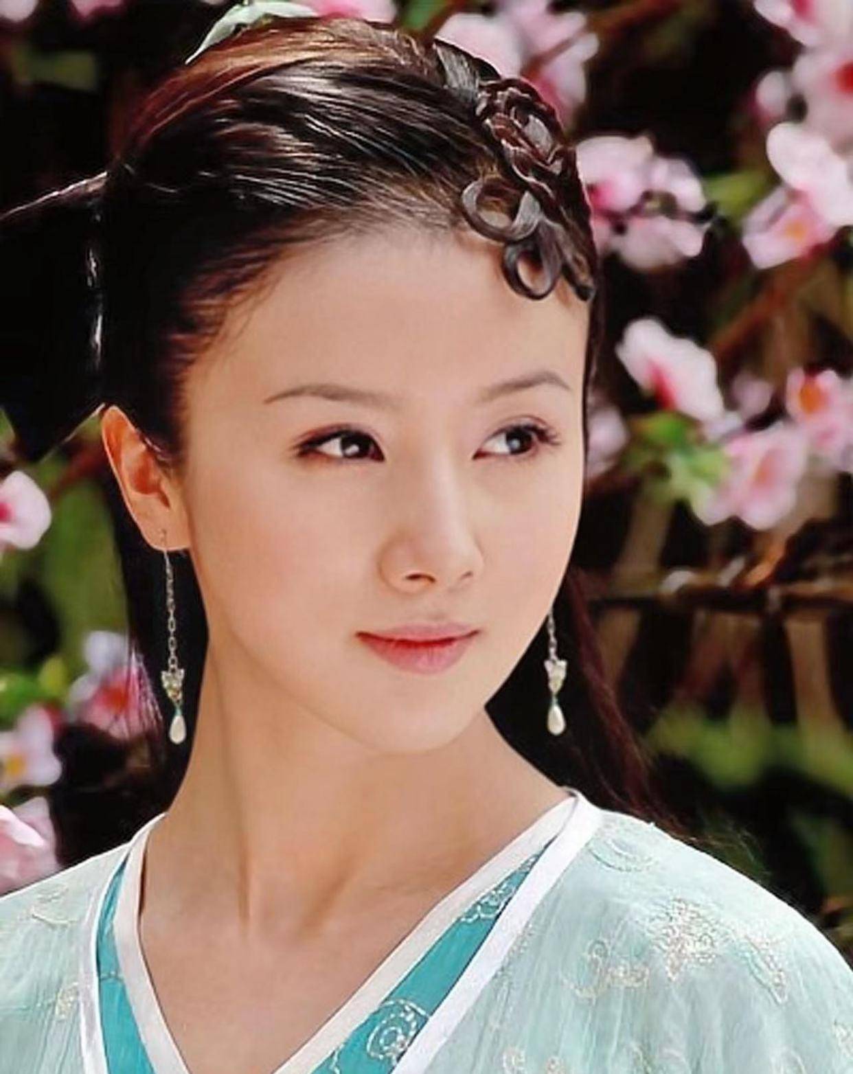 后遗症女明星为了变美，乱整鼻子留下的后遗症，至今悔恨终身