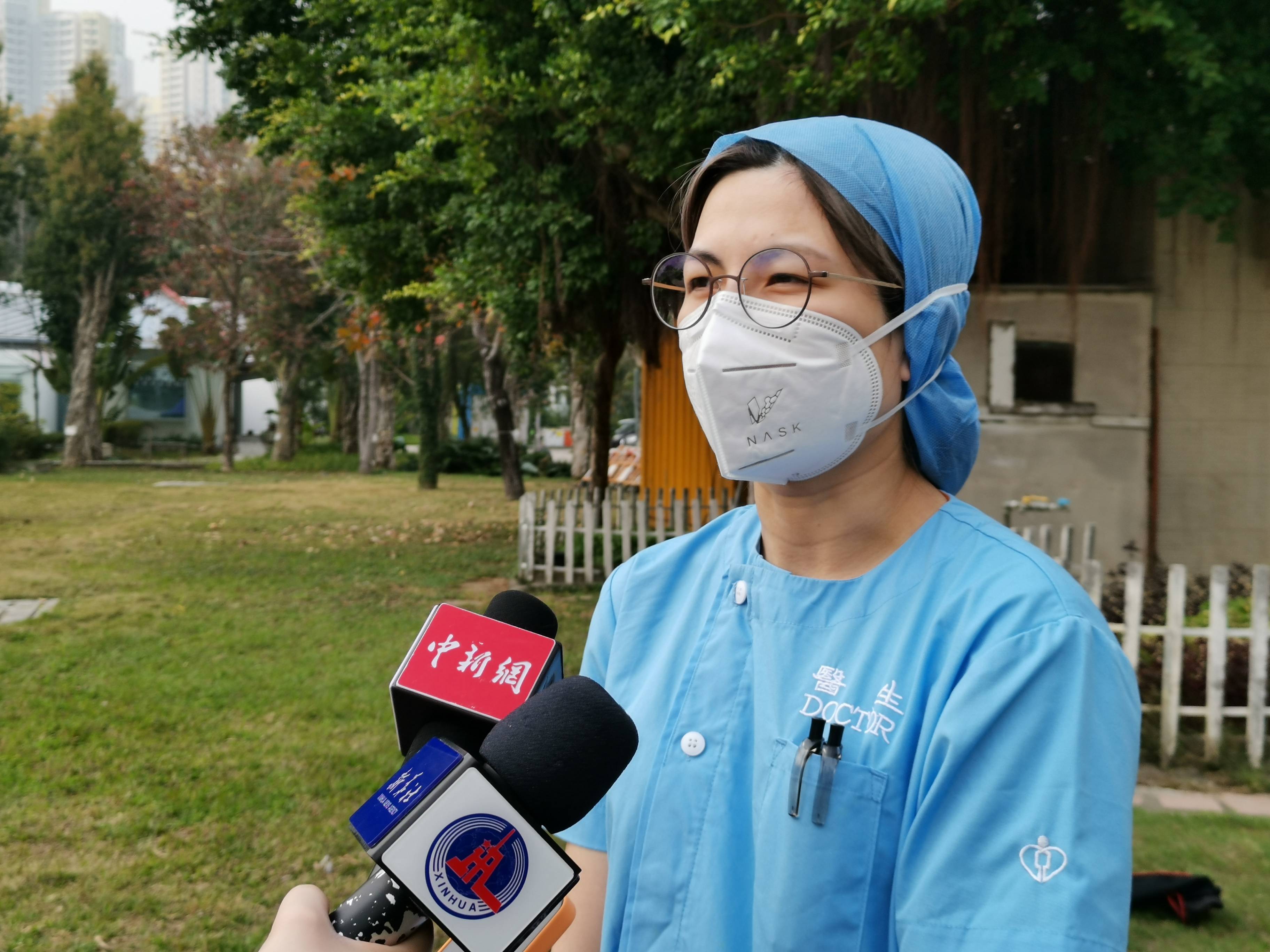 新华社|执手抗疫——记奋战在一线的两对香港医护夫妻