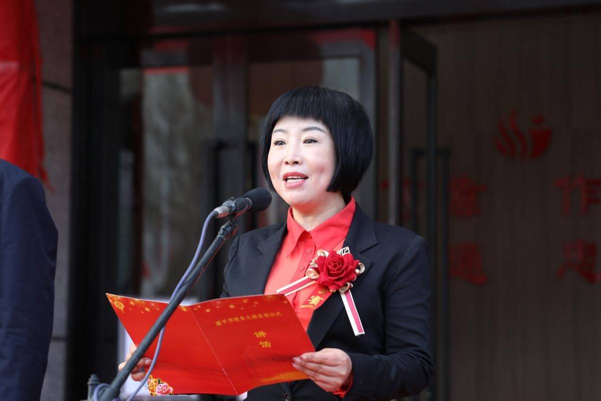 原平市政务大楼正式投入使用