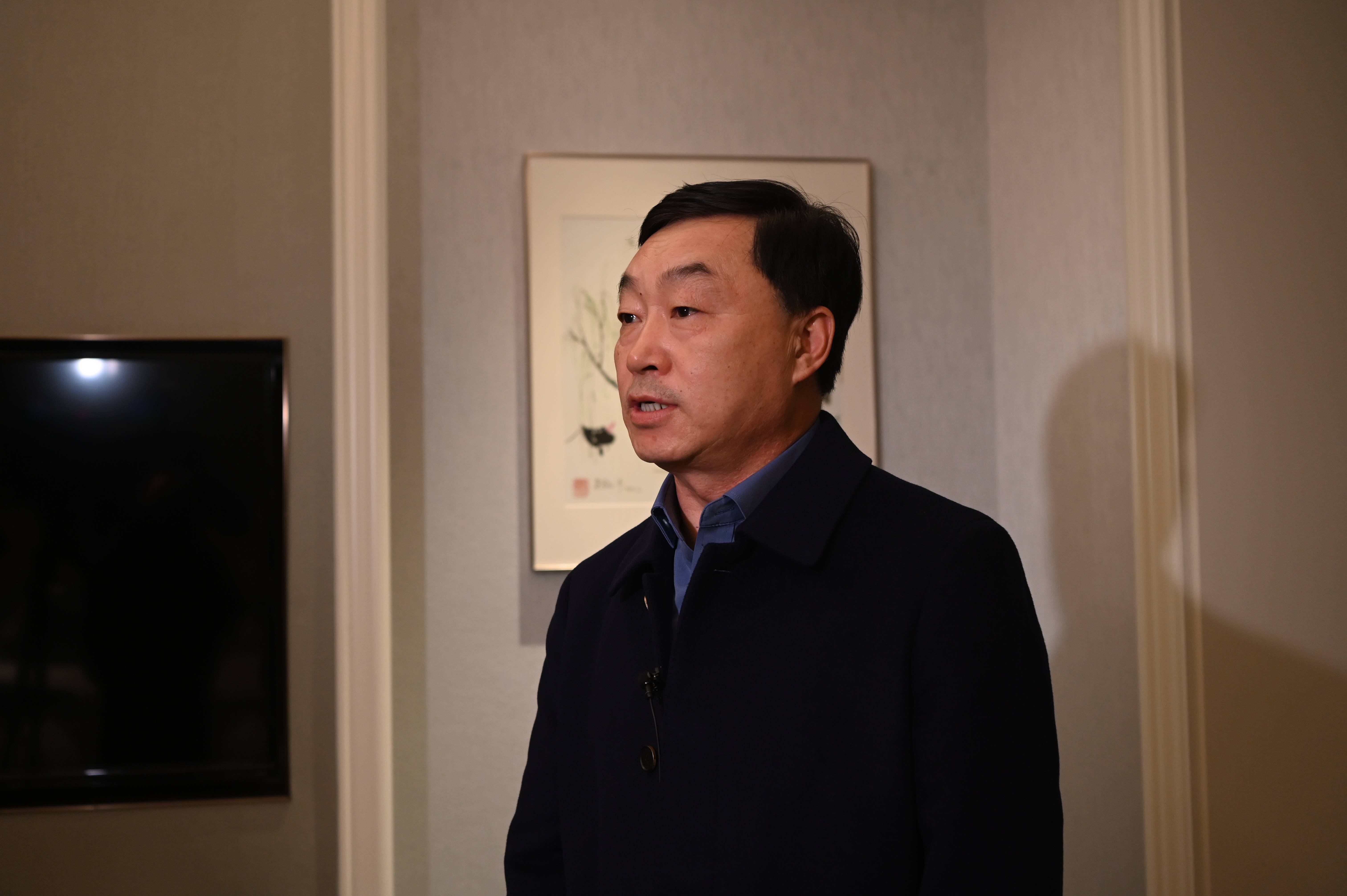 全国政协委员李新民为保障国家能源安全加油