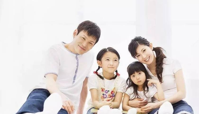 内心|二胎家庭如何“和平相处”，取决于大宝，那些偏心的难怪家庭不和