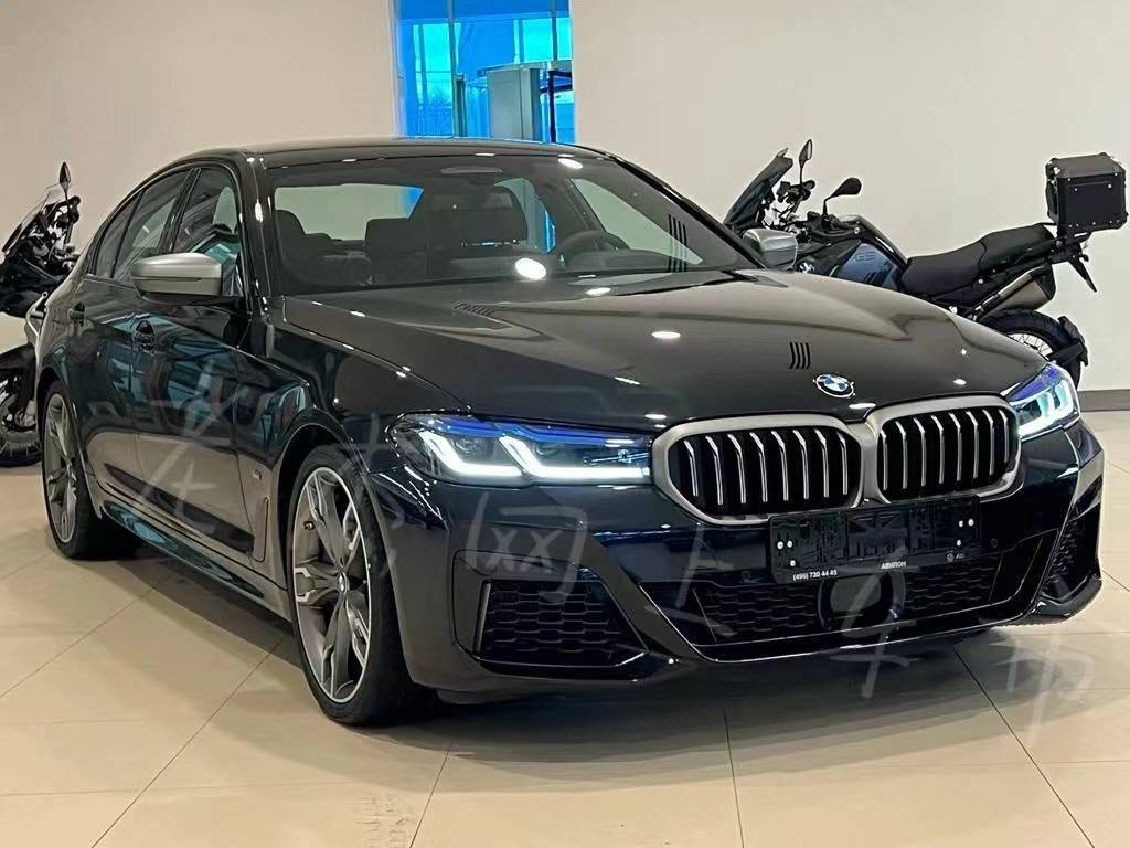 性能最强宝马5系v8引擎8at运动套件四驱还看啥rs6