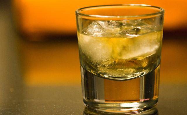 姜片|孕早期孕吐难受，该怎么缓解孕吐？这6个建议希望对你有帮助