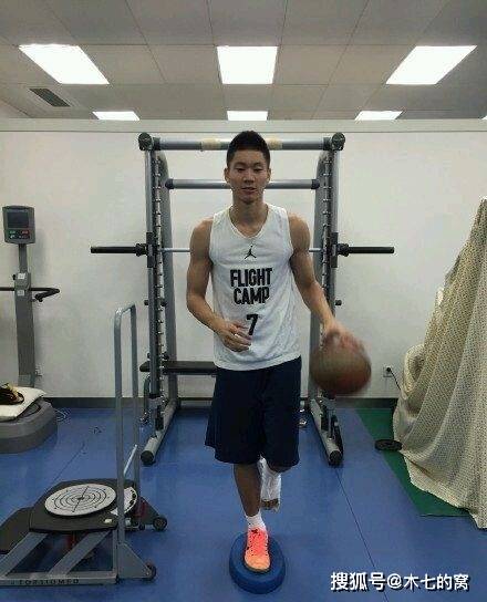 伤病猛于虎,没人知道那些暗黑时光里,这位年轻球员在经历着怎样的身心