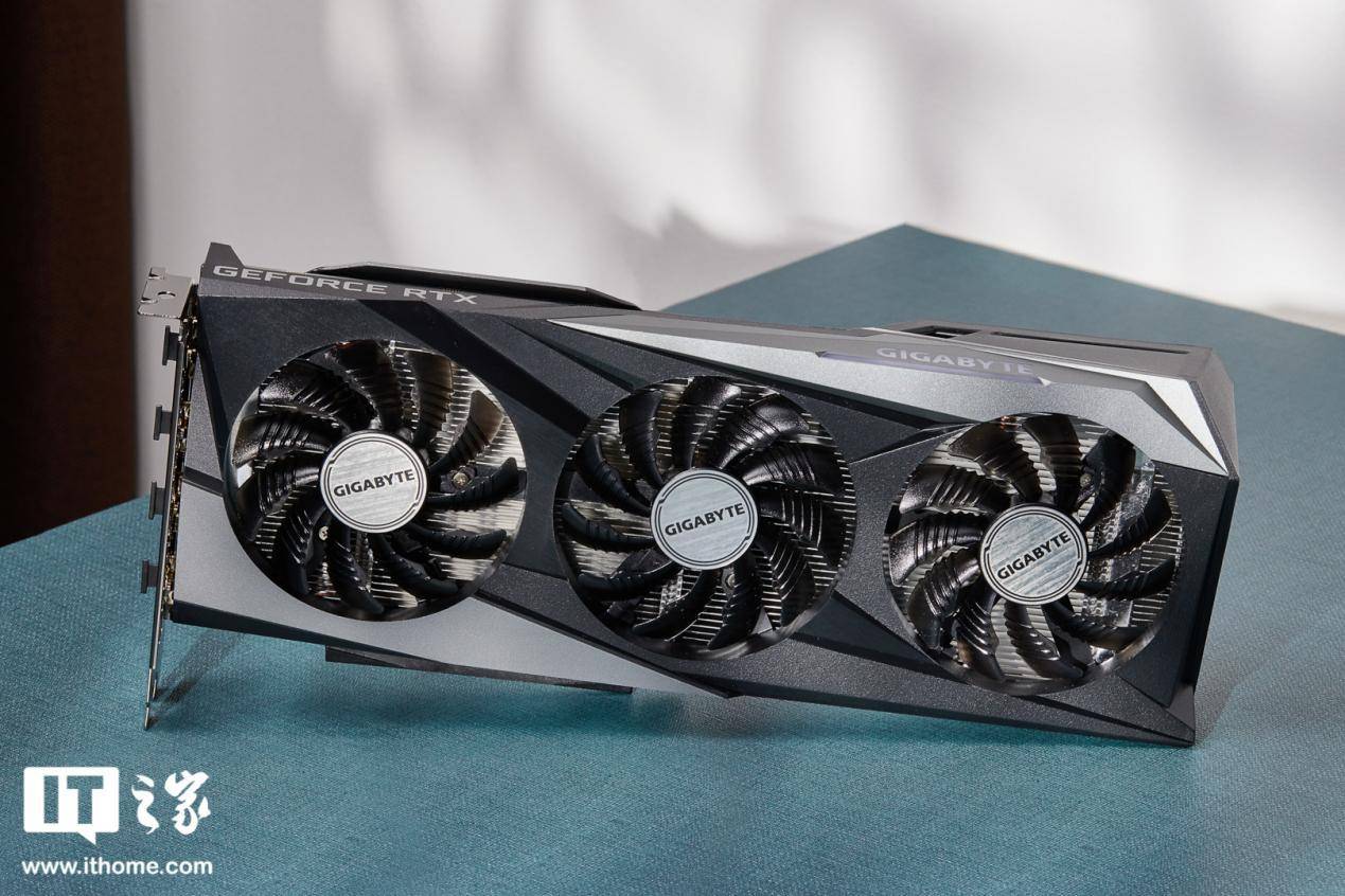 技嘉 GeForce RTX 3050 GAMING OC 魔鹰 8G 评测：入门 3A 大作，光追卡新选择