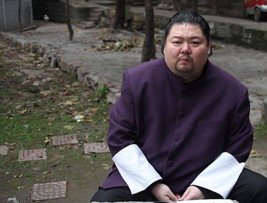 我们可以发现,在黄渤很多出演的电影里,都能看到王迅的身影,就连黄渤