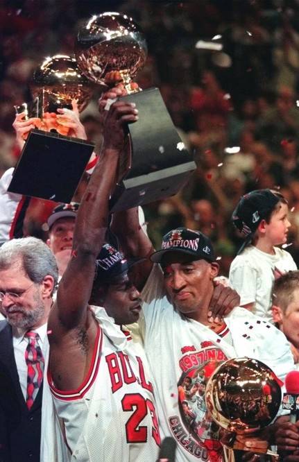 如果92年公牛队放到现在联盟任何一支球队都可以血虐他认同吗