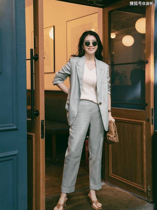 颜色 三四十岁的女人想甩掉“中年感”，瞧瞧三木的穿搭，照着穿都好看