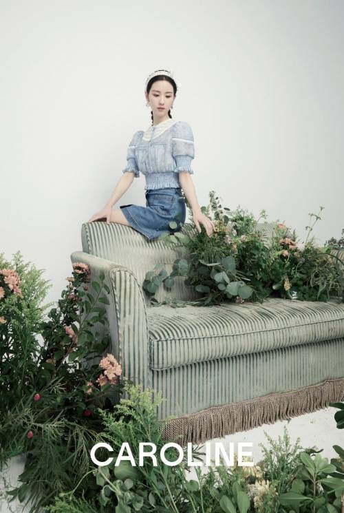 品牌 欣贺CAROLINE女神节官宣品牌大使陈都灵｜解锁“都”式新优雅
