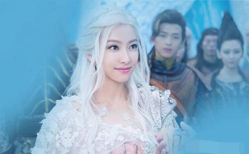 才是真能驾驭一头白发的才是真美女！盘点剧中的白发美女