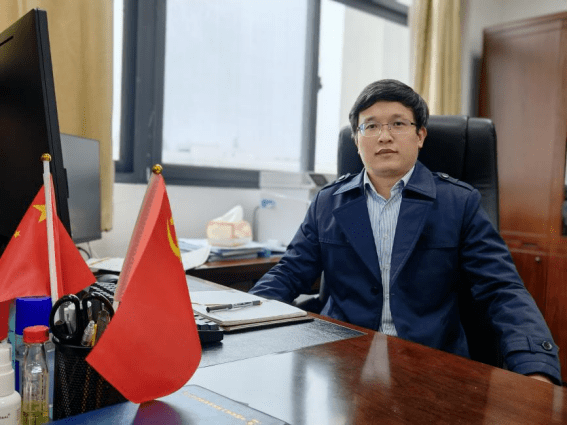 中国科学家发现受限水罕见类量子行为，将为研究水伏能源提供理论支撑。